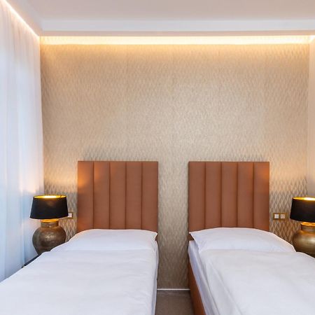 Pappas Hotel&Studio Подебрады Экстерьер фото
