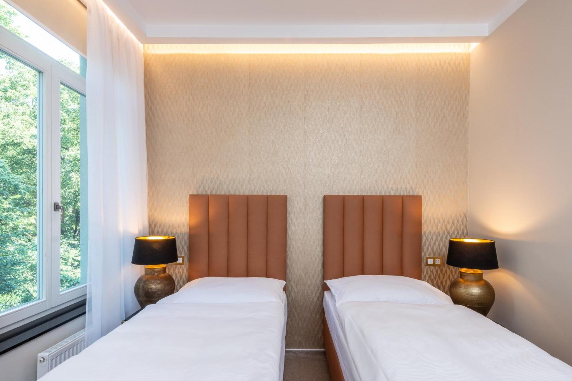 Pappas Hotel&Studio Подебрады Экстерьер фото