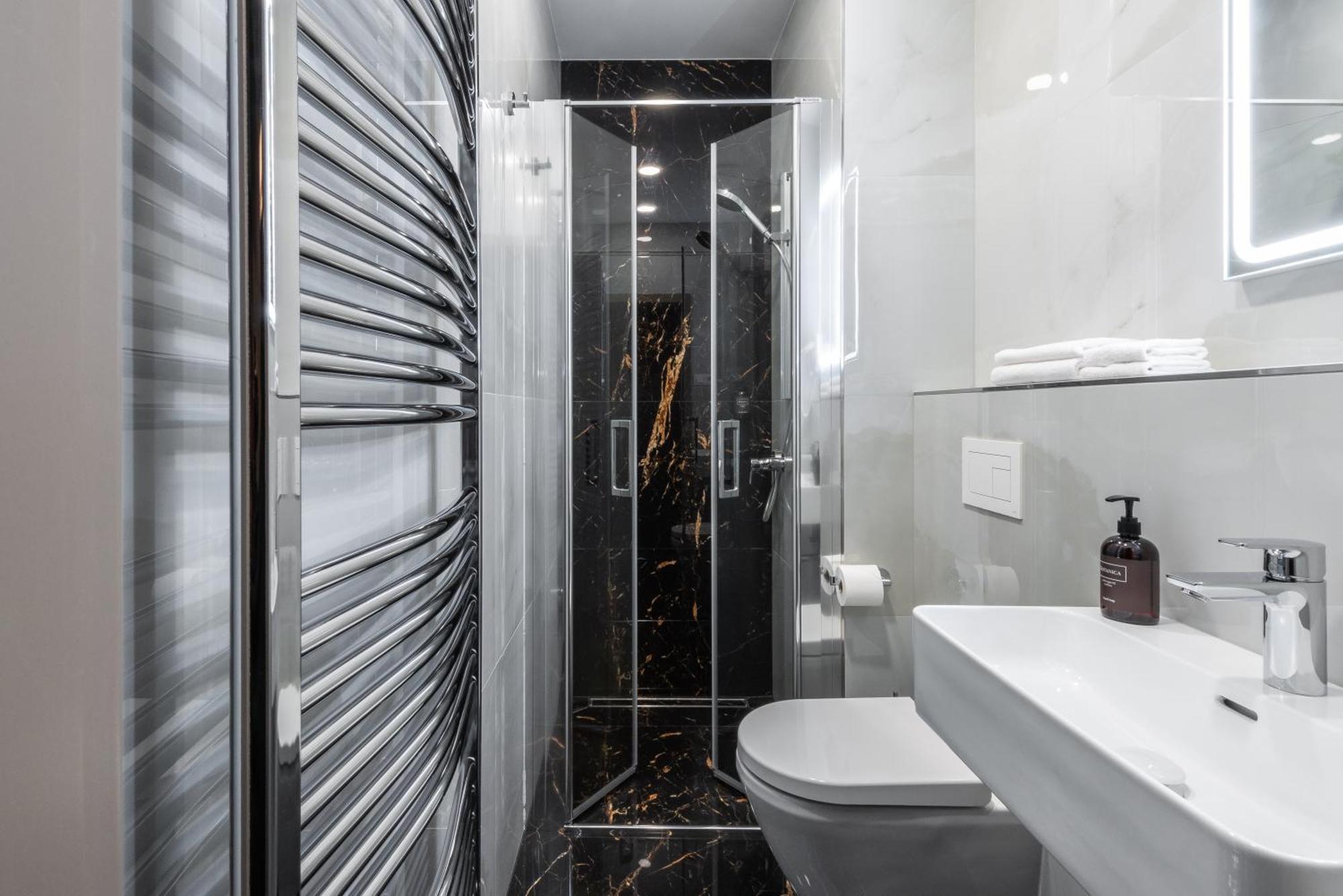 Pappas Hotel&Studio Подебрады Экстерьер фото