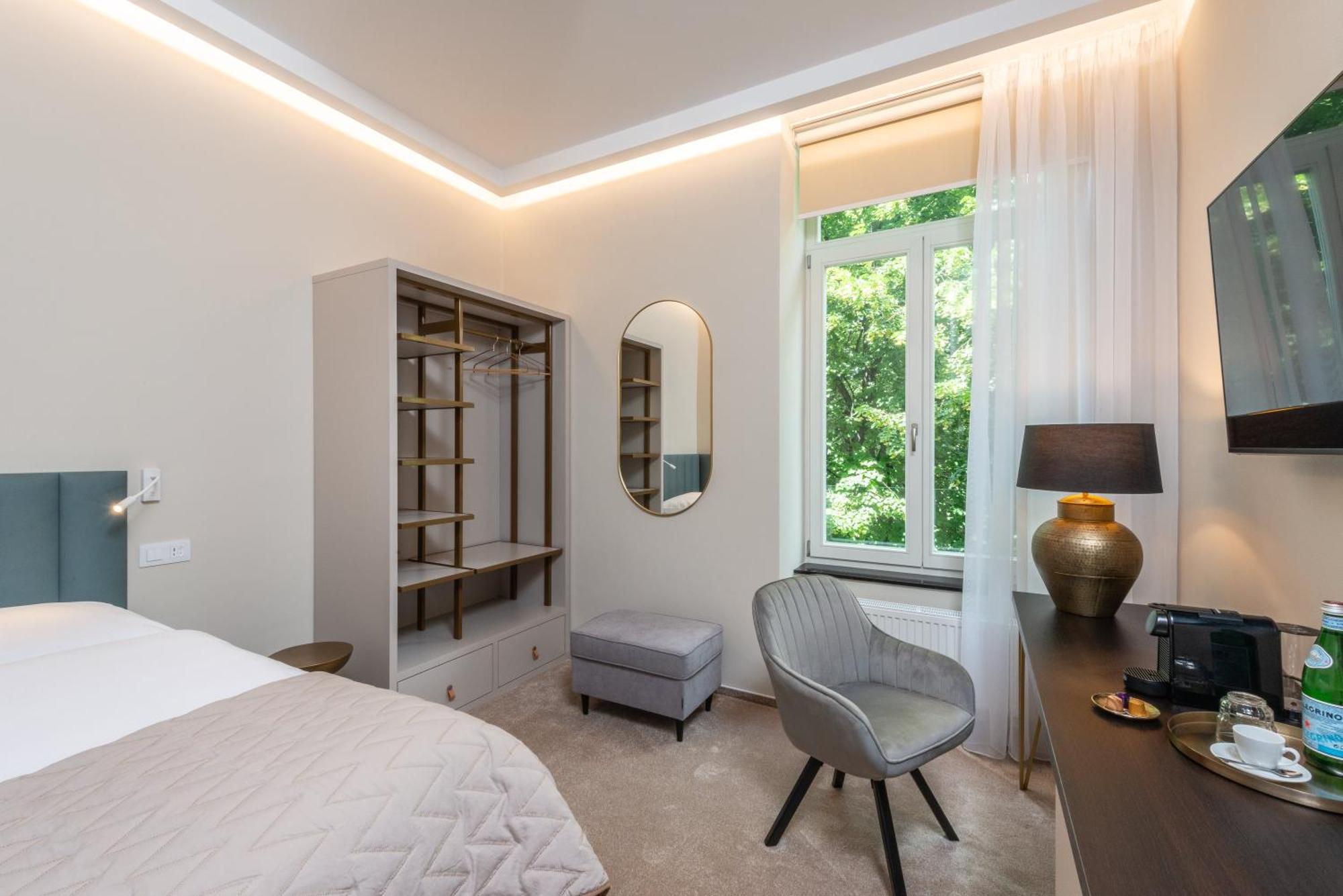 Pappas Hotel&Studio Подебрады Экстерьер фото